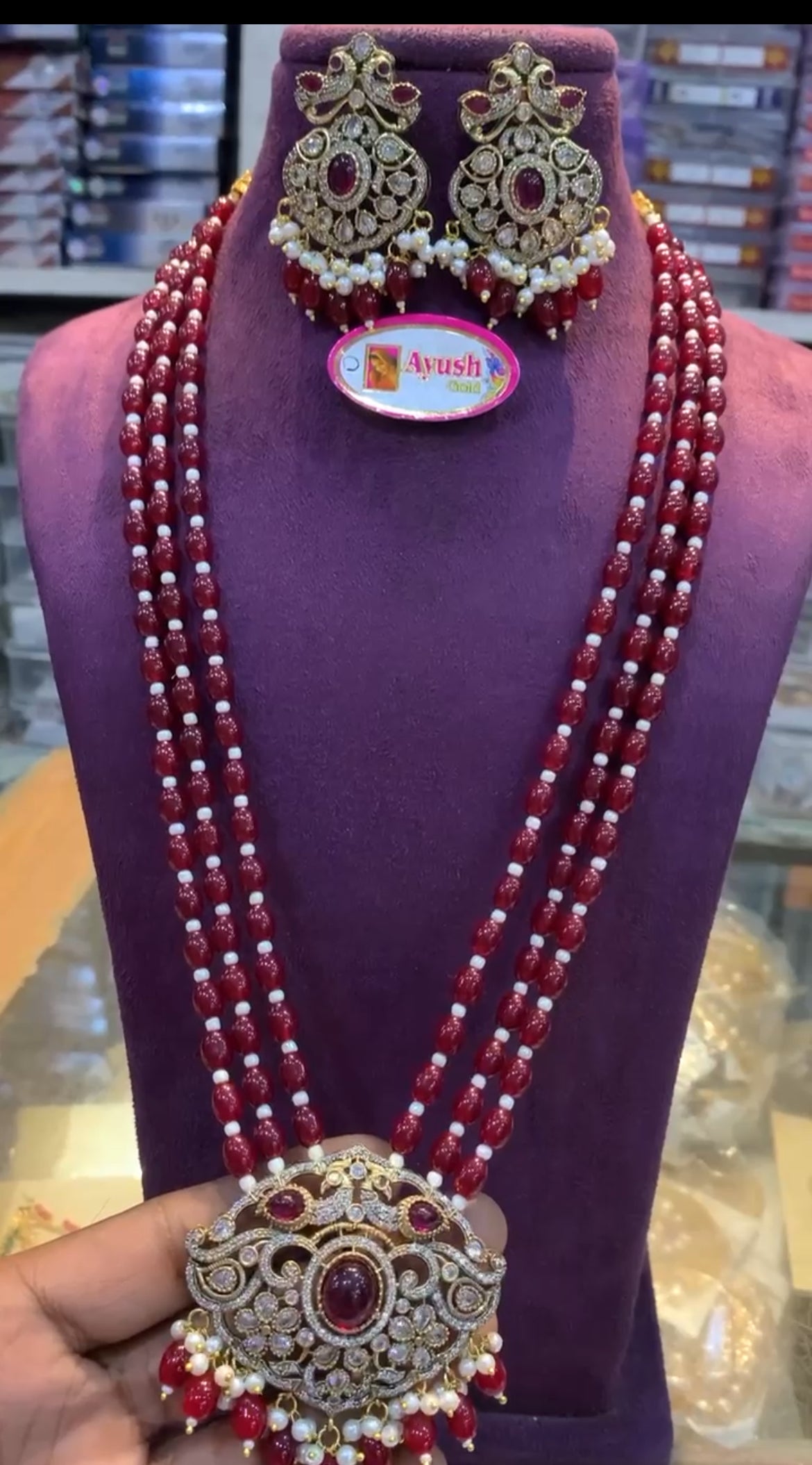 Monalisa beads with Victorian Lockets BC-06