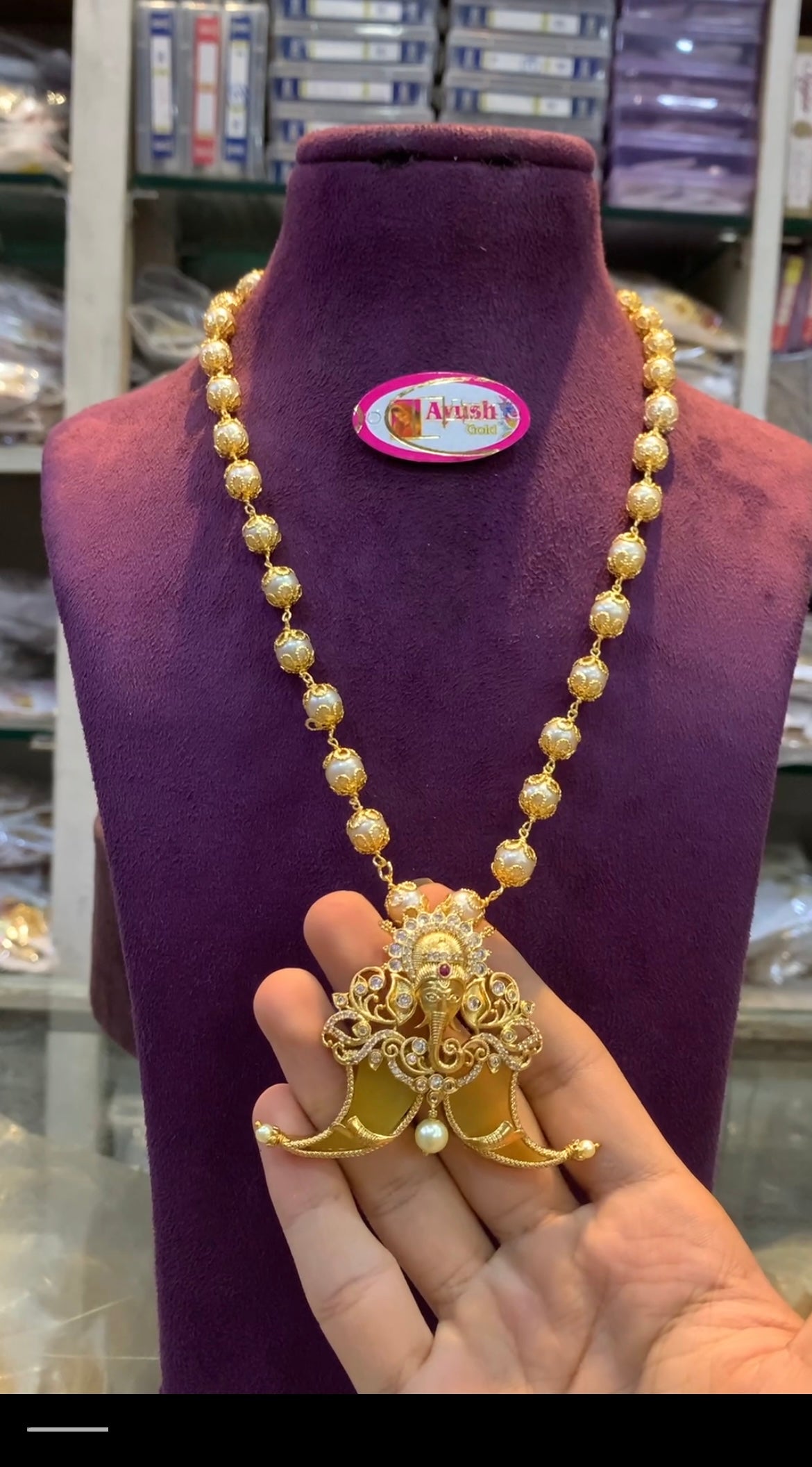 Locket with Mala BC-58