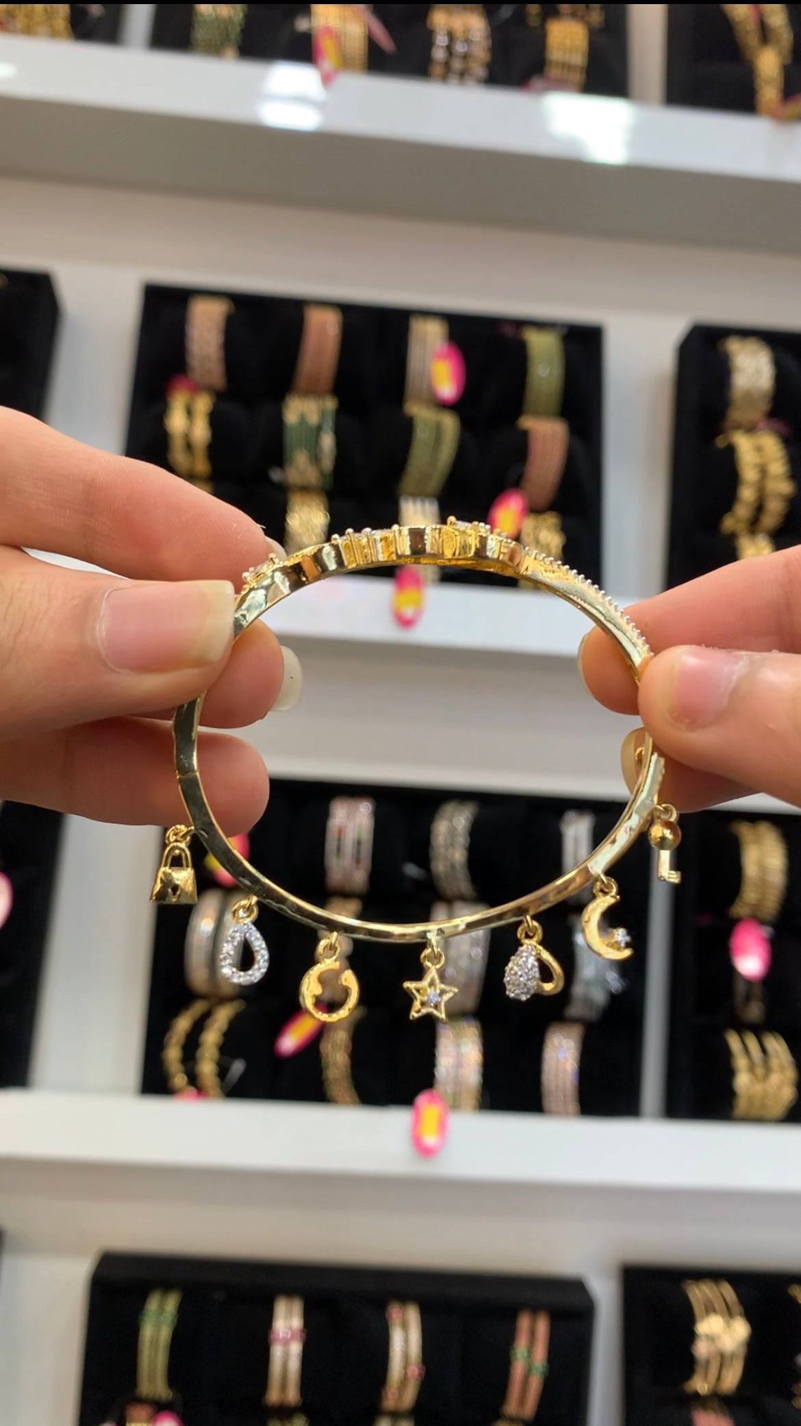 Women’s Bracelet BR-01