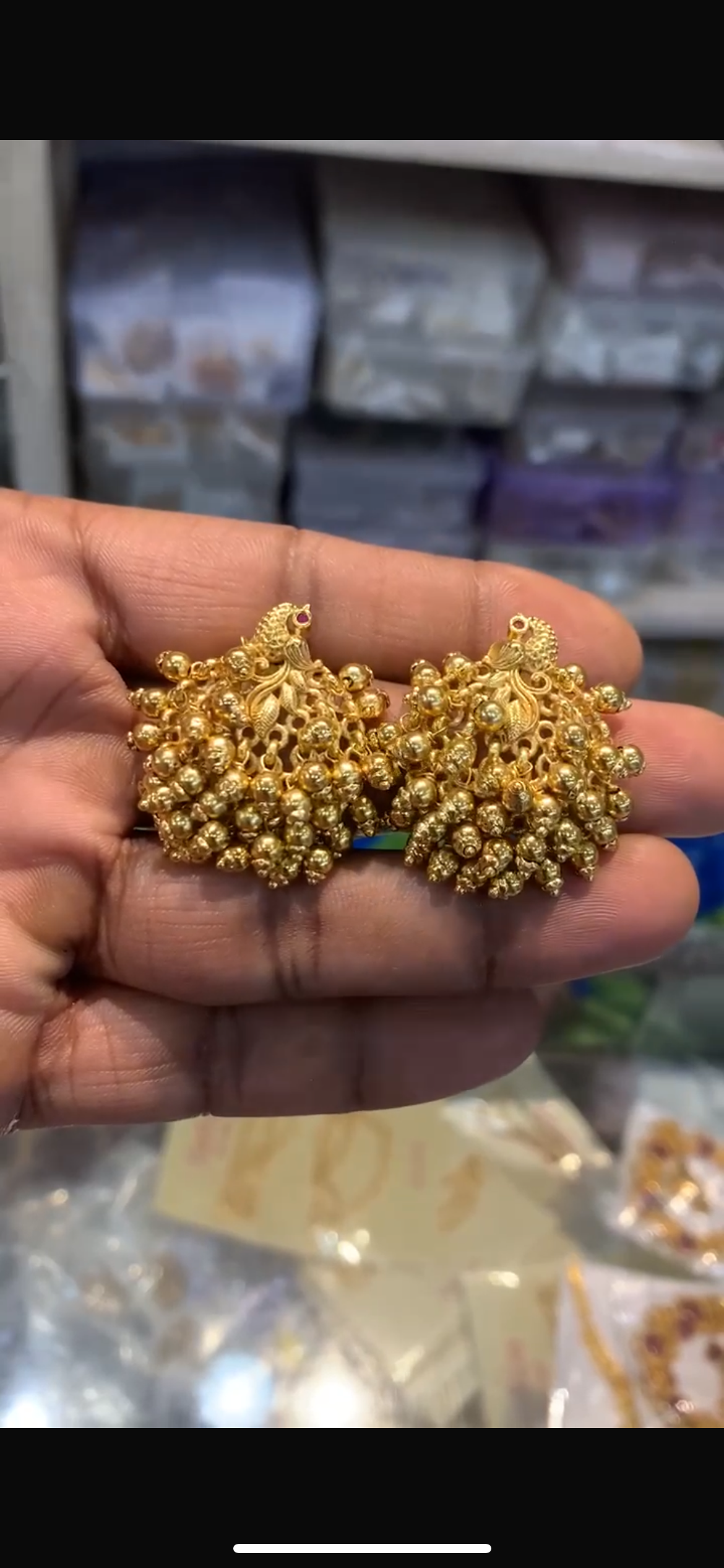 Guttupusu Studs-16