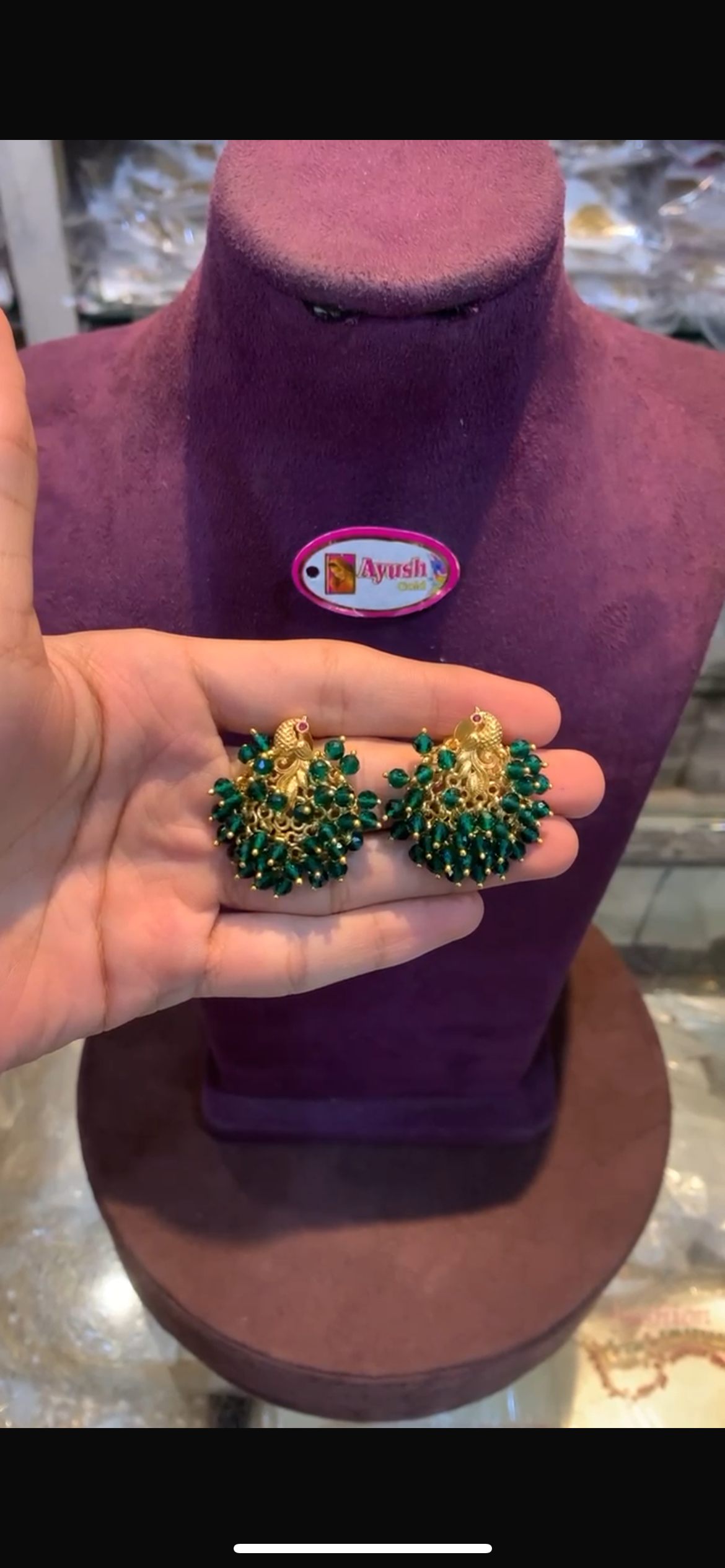 Guttupusu Studs-16