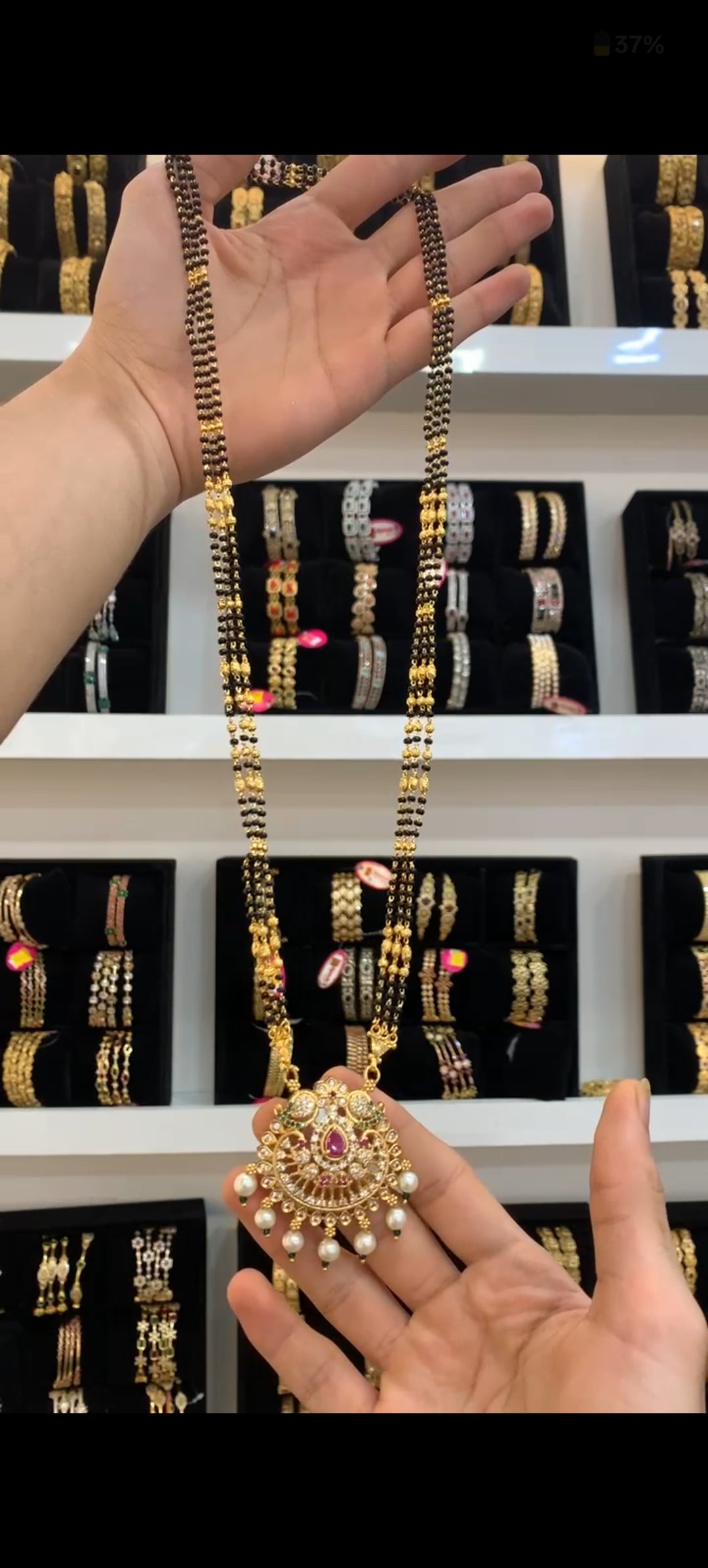 Black beads BM-58
