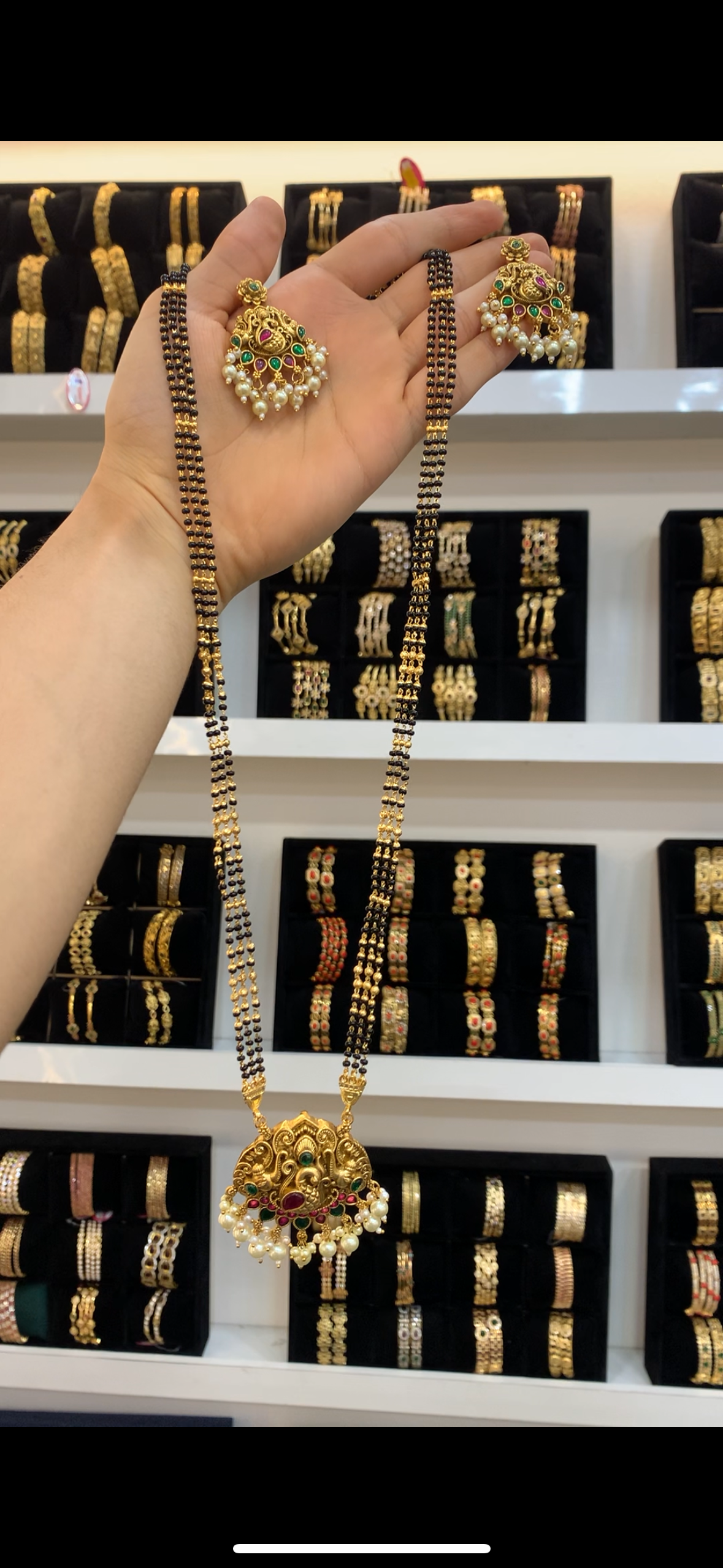 Black beads BM-53