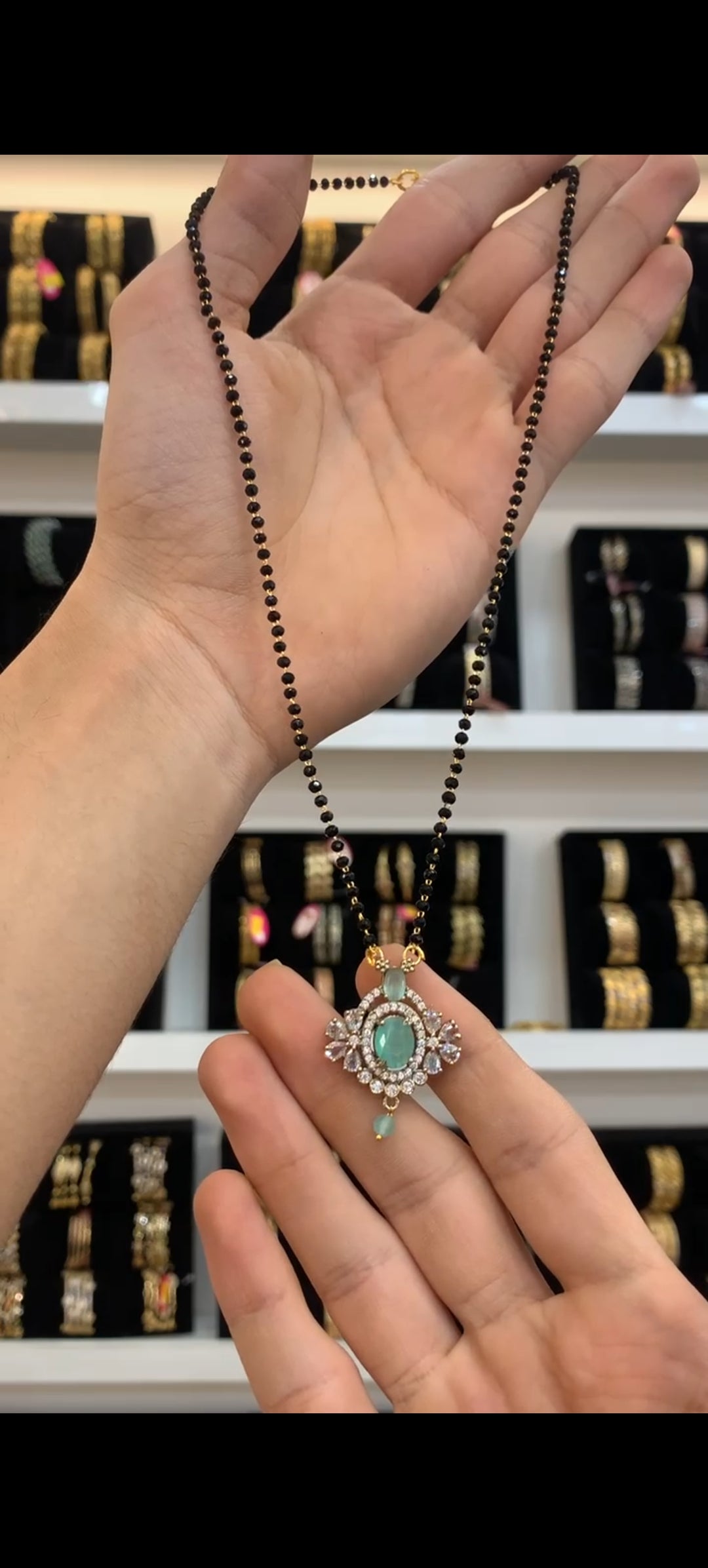 Black beads BM-66
