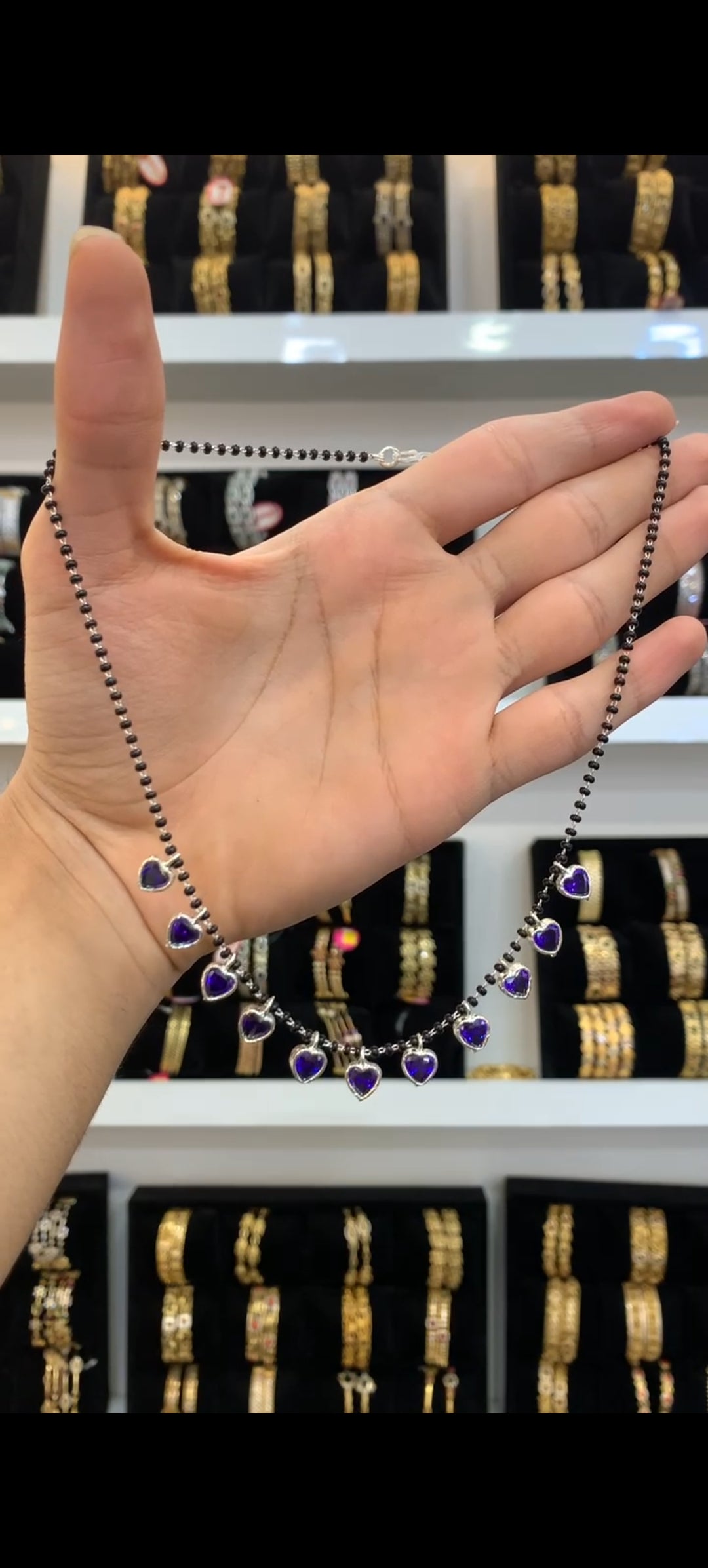 Black beads BM-62