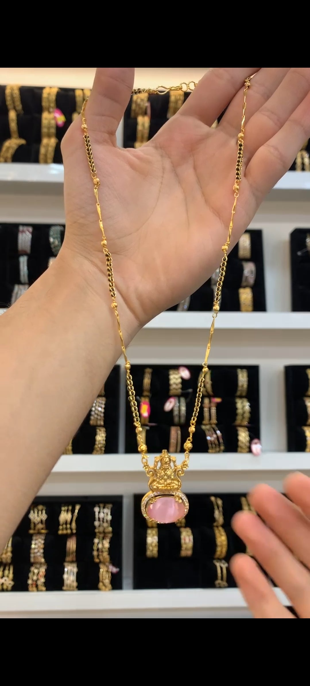 Black beads BM-68