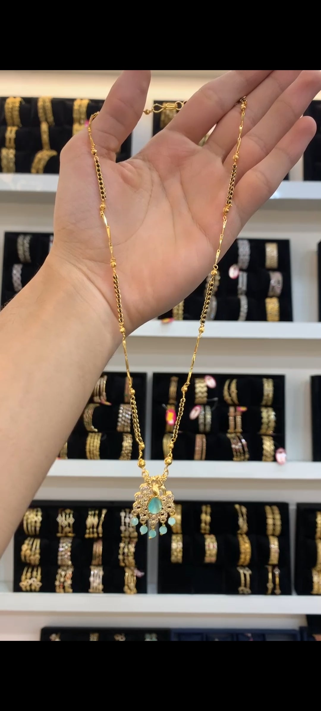 Black beads BM-69
