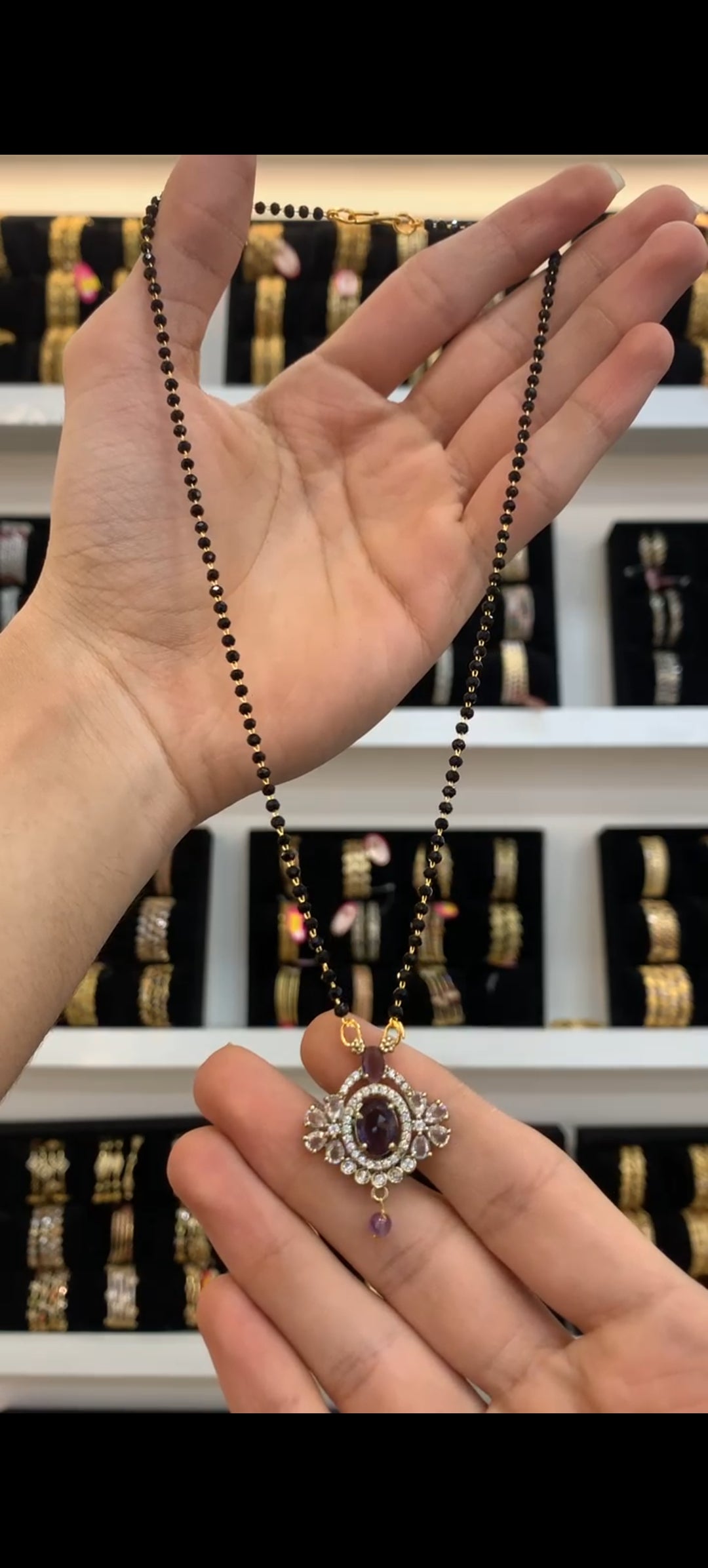 Black beads BM-66