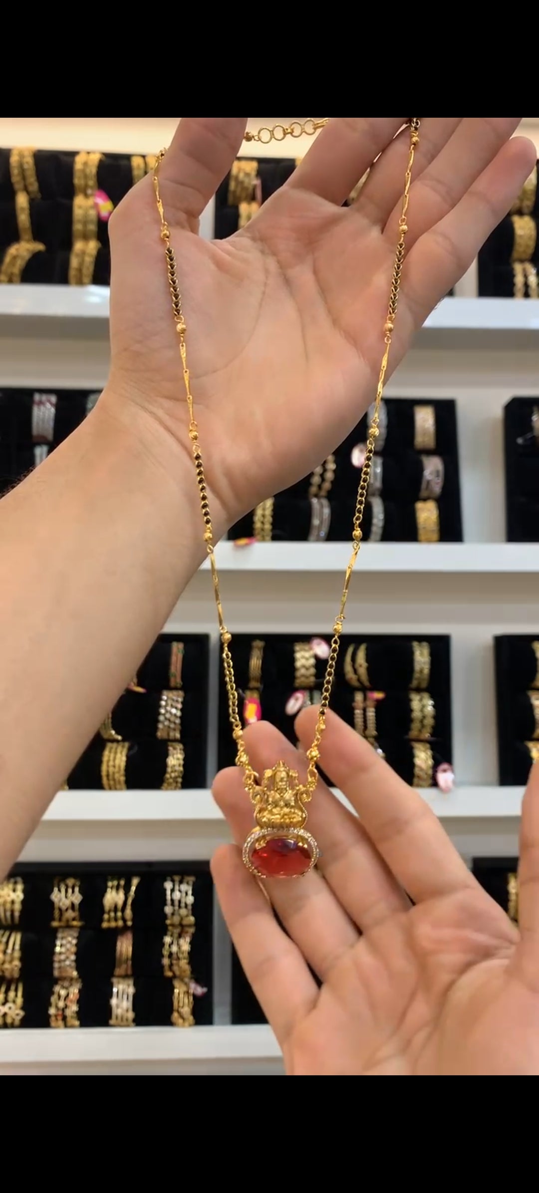 Black beads BM-68