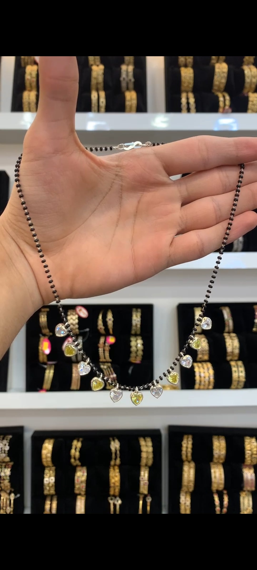 Black beads BM-62