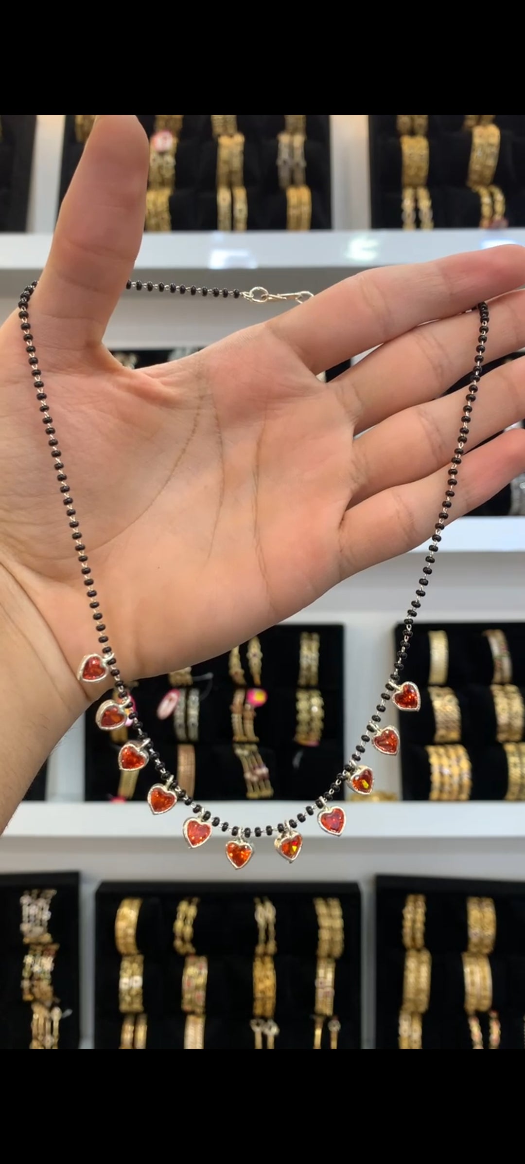 Black beads BM-62
