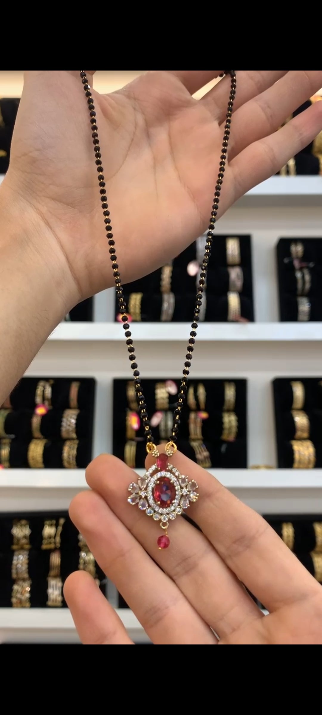 Black beads BM-66