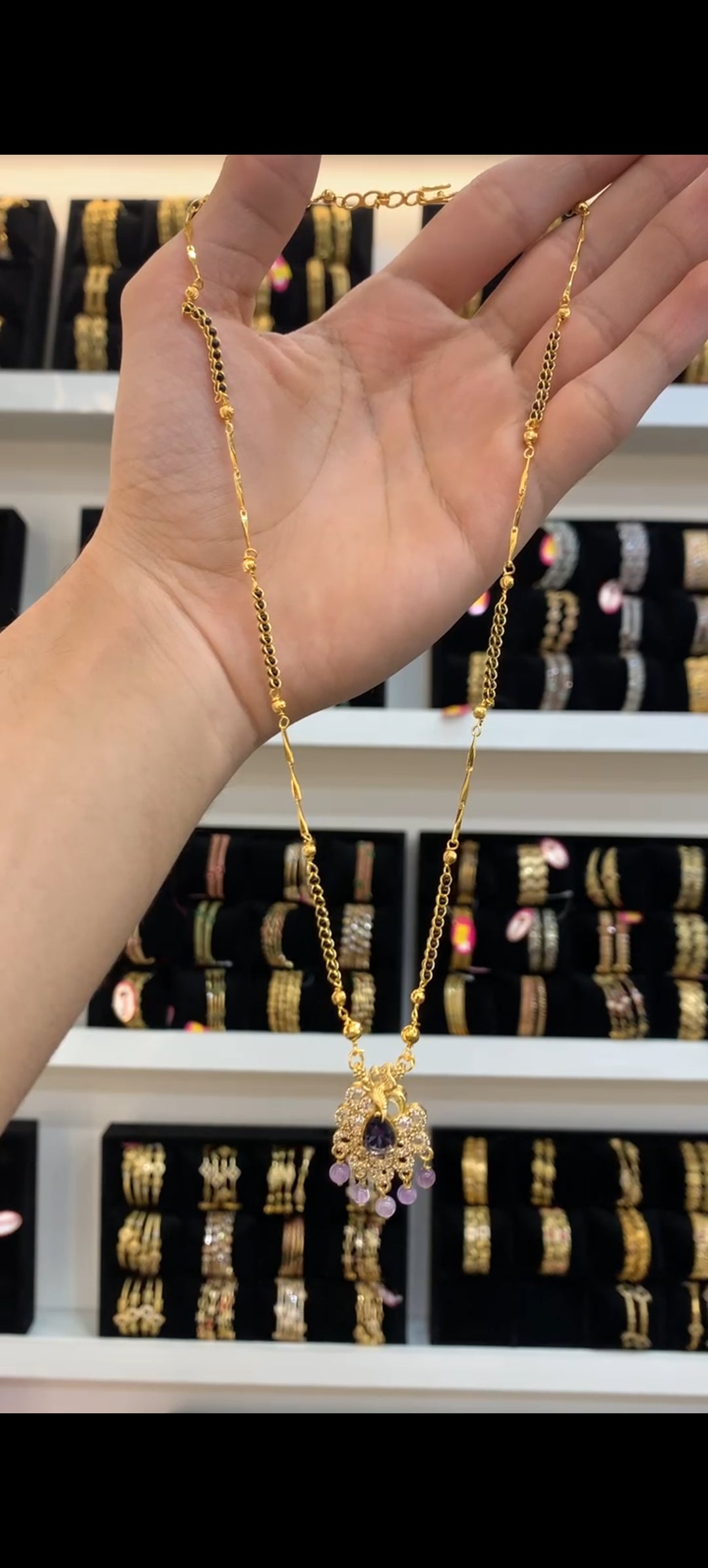 Black beads BM-69